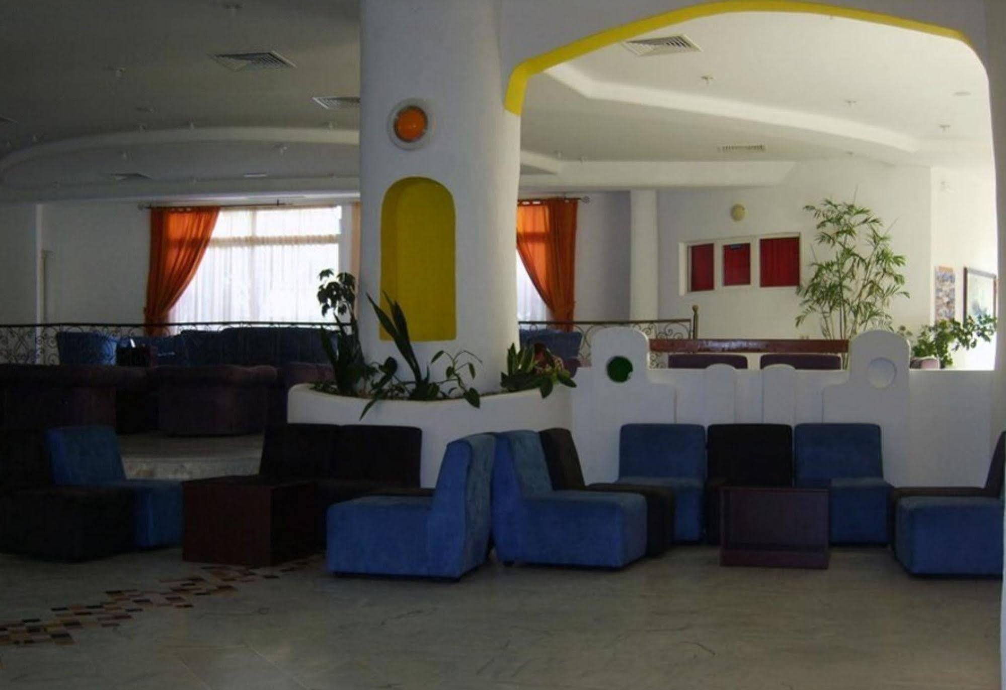 Sun Beach Resort 勾芒普莱奇 外观 照片
