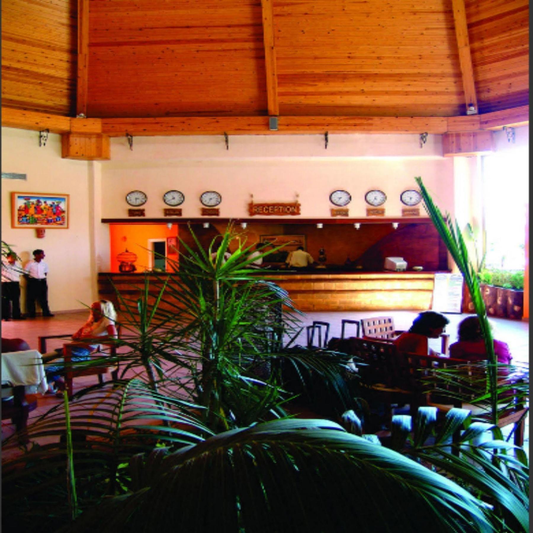 Sun Beach Resort 勾芒普莱奇 外观 照片