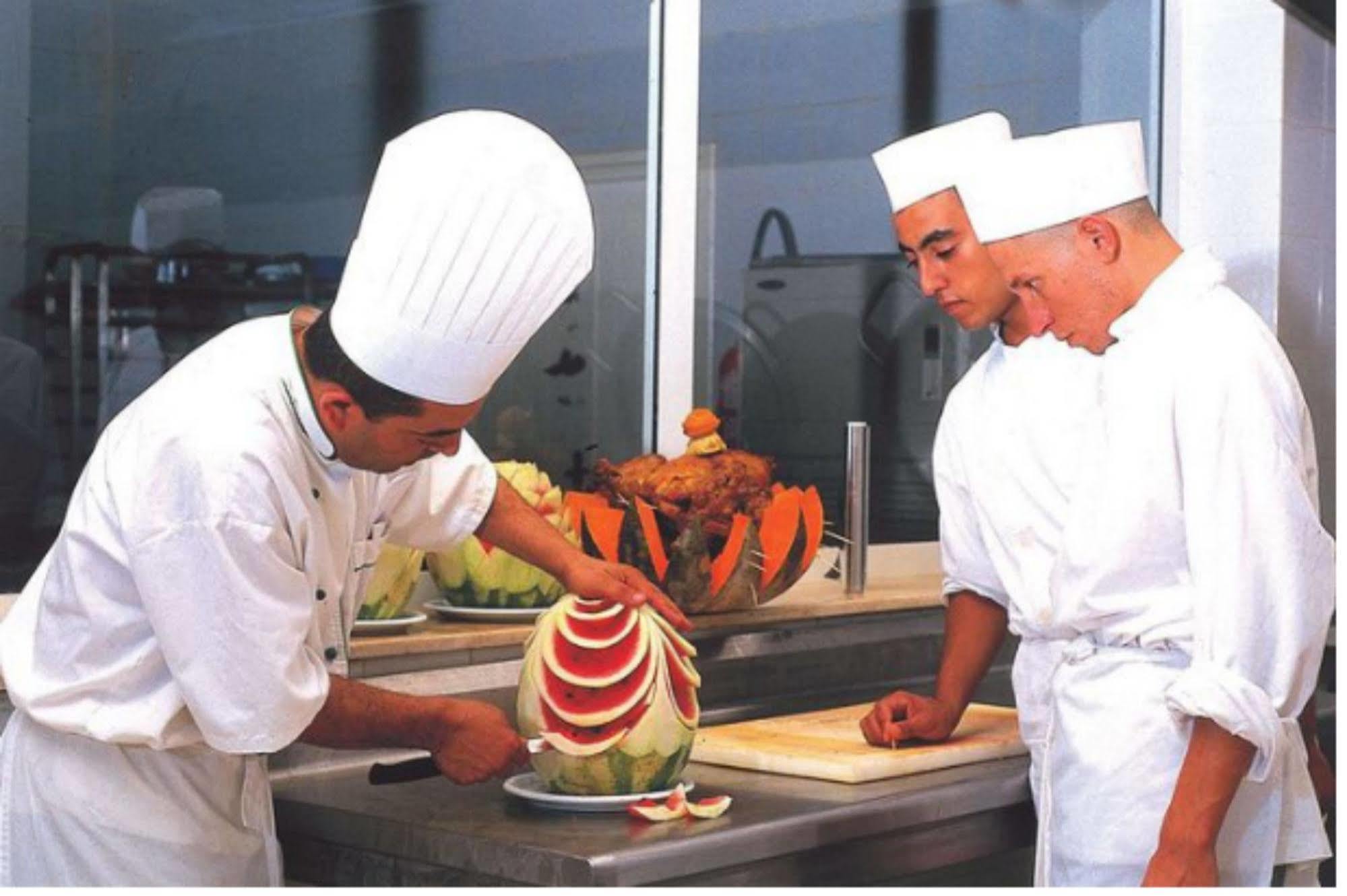 Sun Beach Resort 勾芒普莱奇 外观 照片